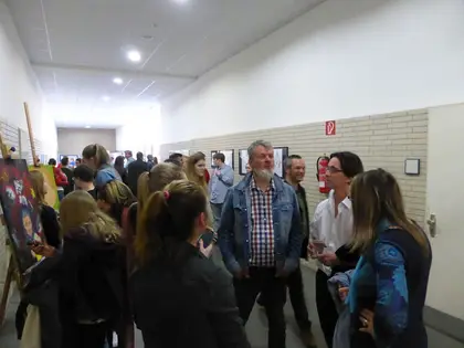 Kunstausstellung 'verwurzelt Entwurzelt'